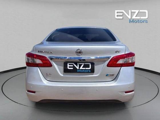 NISSAN SENTRA 2.0 SV 16V FLEX 4P AUTOMÁTICO